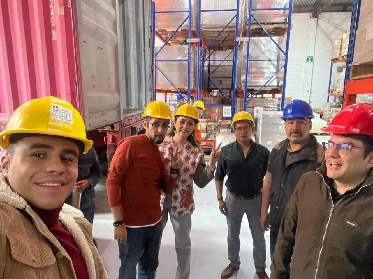 Josué Sanchezlara durante la coordinación operativa del proyecto de e-commerce